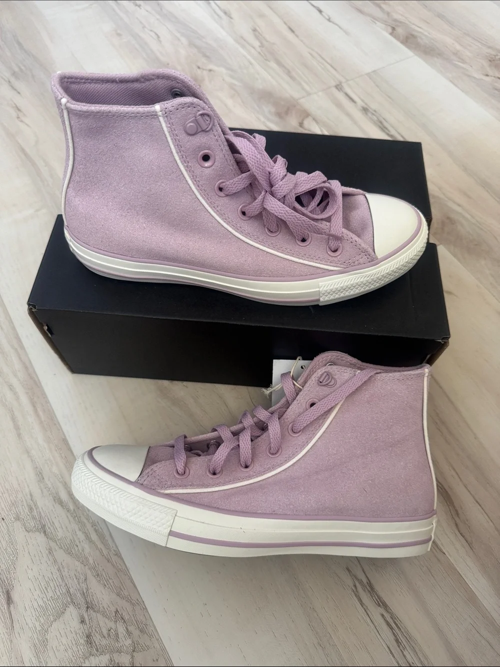 Converse High Top Suede Sneakers Lavender Pink - Picture 1 of 4
